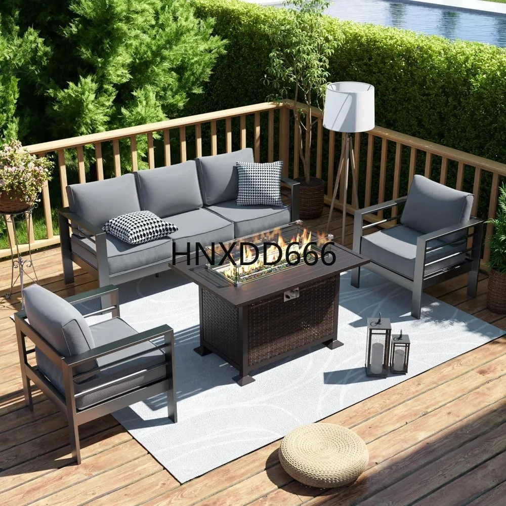 Outdoor Furniture With Fire Pit Table - Conjunto de Móveis para Pátio com
