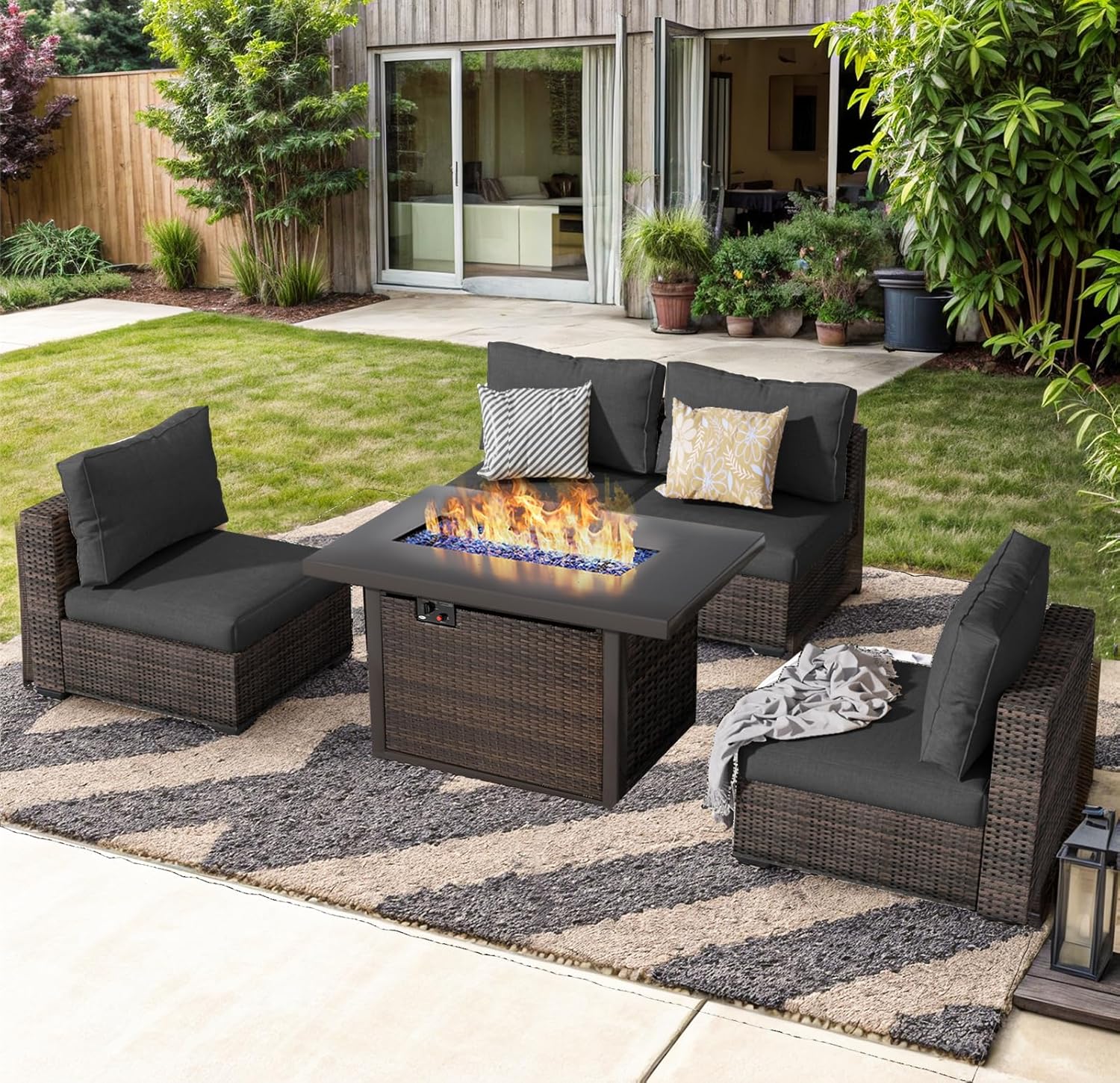 Outdoor Furniture With Fire Pit Table - Móveis de Exterior, Conjunto de Móveis